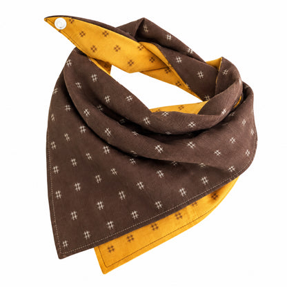 GAVPEPY Polyester Color-Block Square Pet Bandana, Sizes S, M, L, XL, Yellow, Black, for photos, celebrations, walks and everyday pet outfits; a neckwear accessory for everyday outfits, portraits and special occasions image 9 - DPbib7-Black-S.jpg