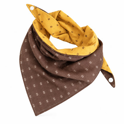 GAVPEPY Polyester Color-Block Triangle Pet Bandana, Sizes S, M, L, XL, Yellow, Brown, for photos, celebrations, walks and everyday pet outfits; a neckwear accessory for everyday outfits, portraits and special occasions image 8 - DPbib8-Yellow-S-Design01.jpg